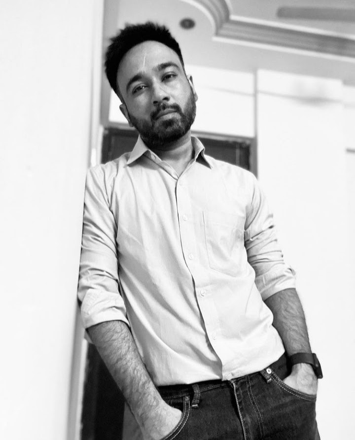 Naiteek Ravval Gujarati Director