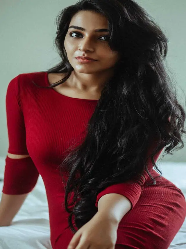 Rajisha Vijayan's Unique Fashion Sense Malayalam WebStories