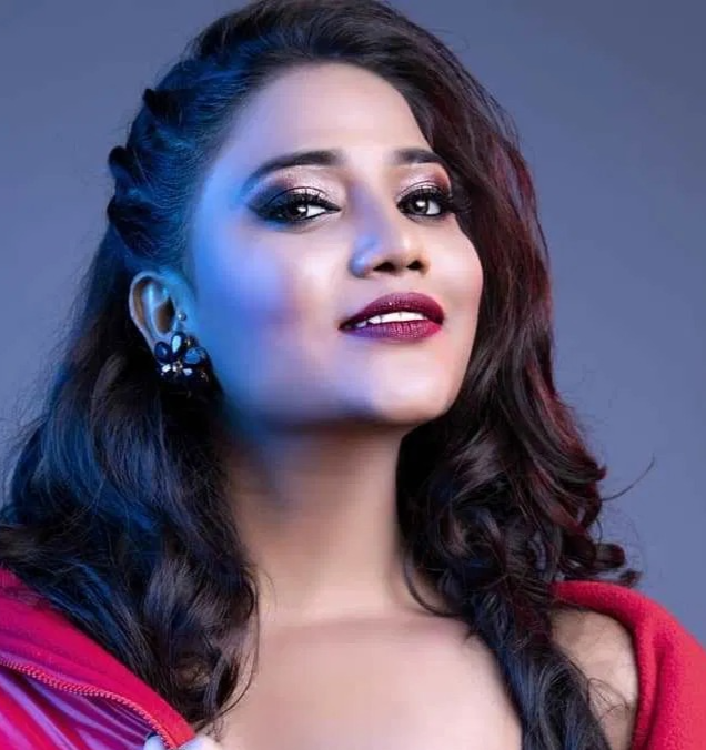 Ruks Khandagale Bhojpuri Actress