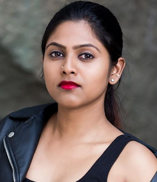 Praneetha Patnaik Telugu Movie Actress