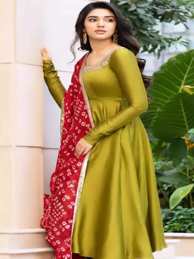 Krithi Shetty's Ethnic Salwar Outfit Collection Tamil WebStories