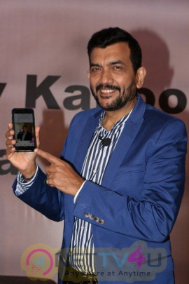 Chef Sanjeev Kapoor Launches Mobile Apps Grand Pics
