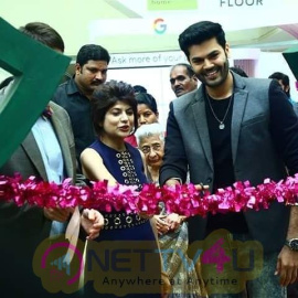 Actor Ganesh Venkatram Inaugurated The Beautiful Christmas Magical Forest Pics