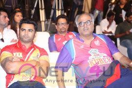 Celebrity Cricket League Pics