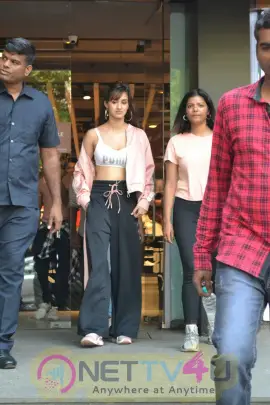 Disha Patani Came To Khar