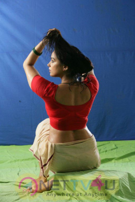 Thaaram Tamil Movie Glamour Photos