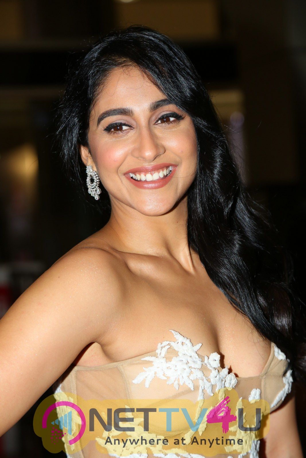 [Image: actress-regina-cassandra-attractive-stills-88.jpg]