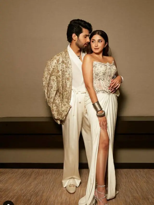 Armaan Malik-Aashna Shroff Romantic Pics Hindi WebStories