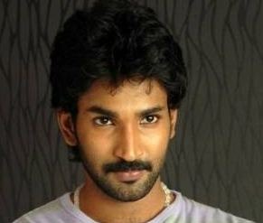 Aadhi Is Getting Ready For “Malupu!”
