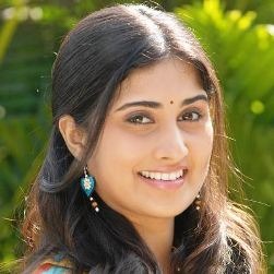 Shamili Tamil Movie Actress