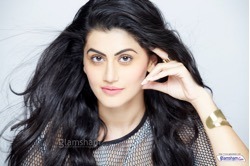 Taapsee Pannu Denies Big Sum For Commitment
