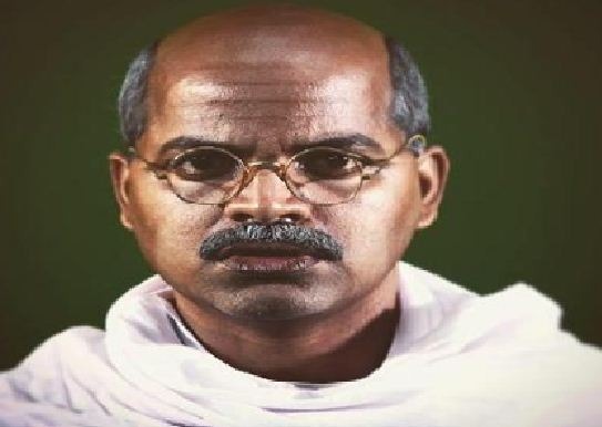 Vinay Forrt Becomes Mahatma!